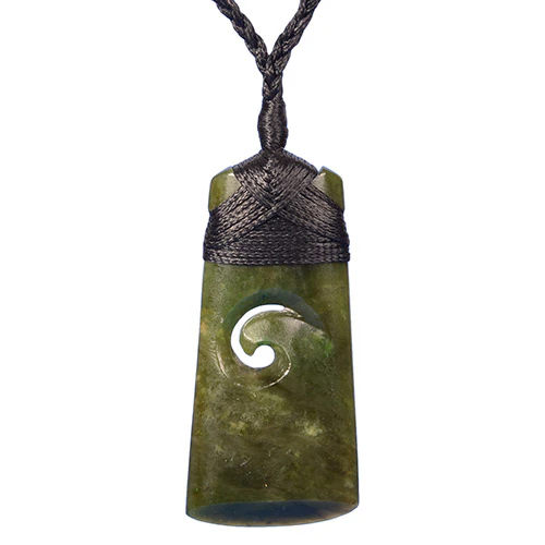 GC070- Greenstone bound toki with koru pendant