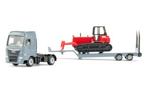 SIKU 1762 1:87 MAN Truck with bulldozer