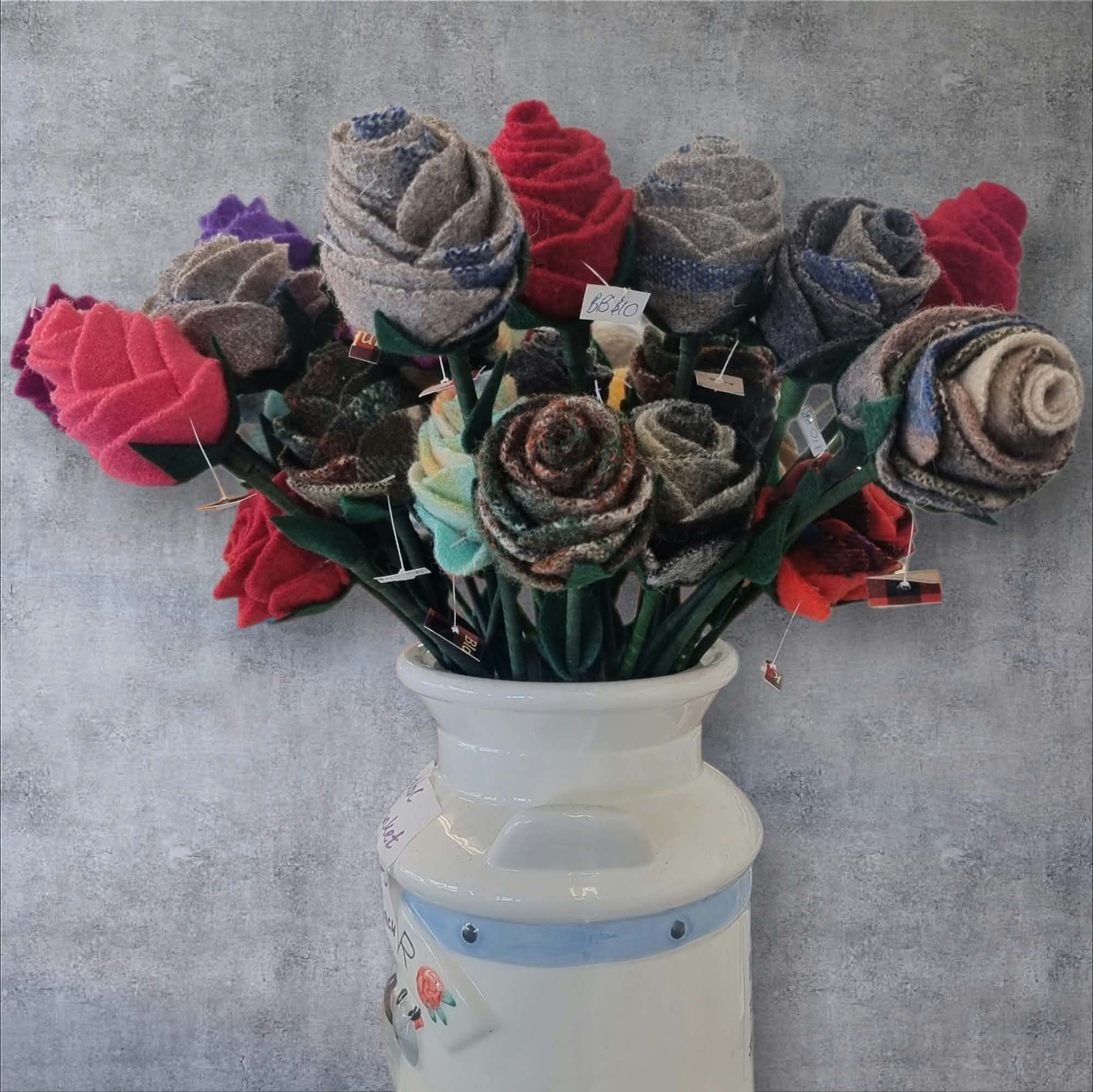 Forever Blanket Roses - Random colour