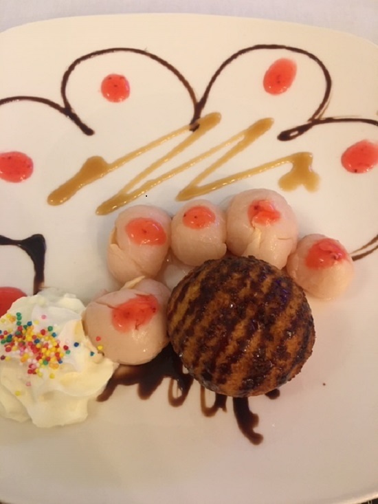 D09. Deep fried Ice Cream ball with Lychees