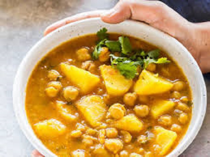 CC19. Potato & Chickpea Masala curry