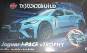 Airfix Quick build Jaguar I-PACE eTROPHY