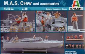 Italeri 1.35 M.A.S Crew and Accessories