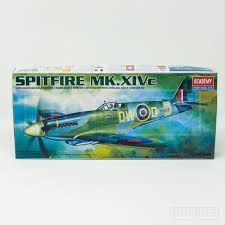 Academy 1.72 Spitfire MK.XIVc