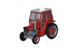 Oxford Massey Ferguson 135 red