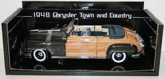 Chrysler Town & Country 1948 Gunmetal Grey  Classic Collectibles 1:18