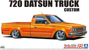 Aoshima 1:24 Datsun Truck Custom