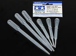 Tamiya Pipette Set