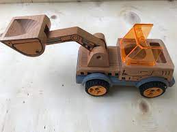 Discoveroo Build a Digger