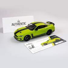 Authentic Collectables 1:18 Ford Mustang R-Spec Grabber Lime
