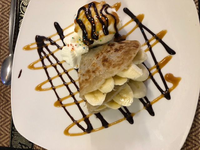 D16. Roti with Banana slice and Ice Cream