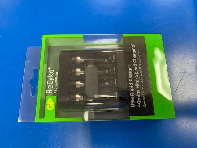 GP USB Rapid Battery Charger U412