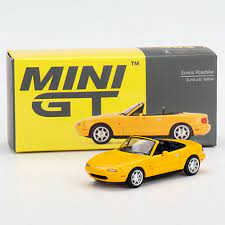 Mini GT 1:64 Mazda Eunos Roadster Sunburst Yellow