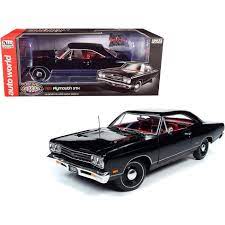 Auto World 1:18 1969 Plymouth Road Runner