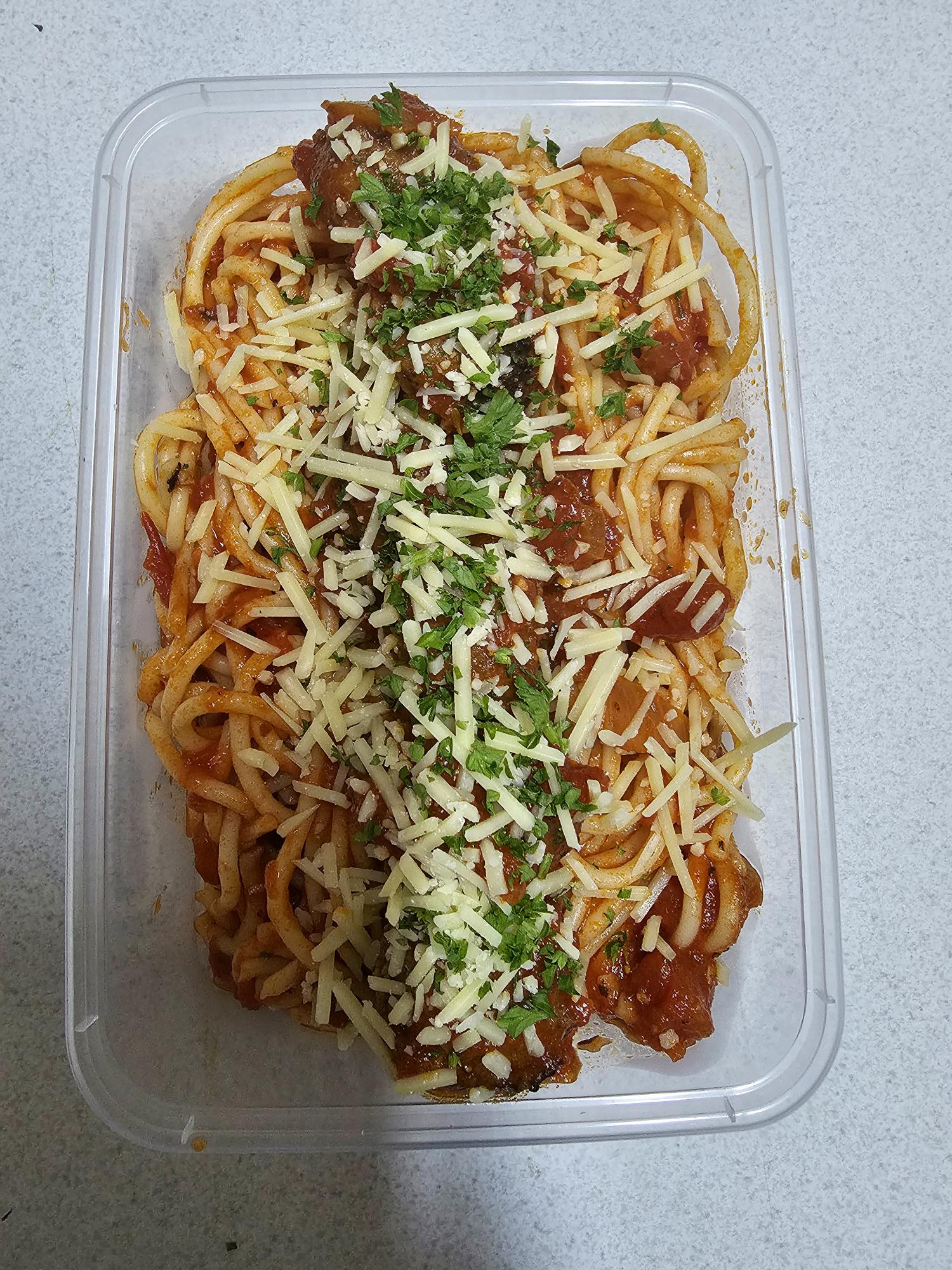 Spaghetti & Meatballs