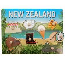 Wooden Peg puzzle Kiwiana  8 pieces