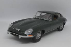 Airfix 1:43 Jaguar E-Type Starter Set