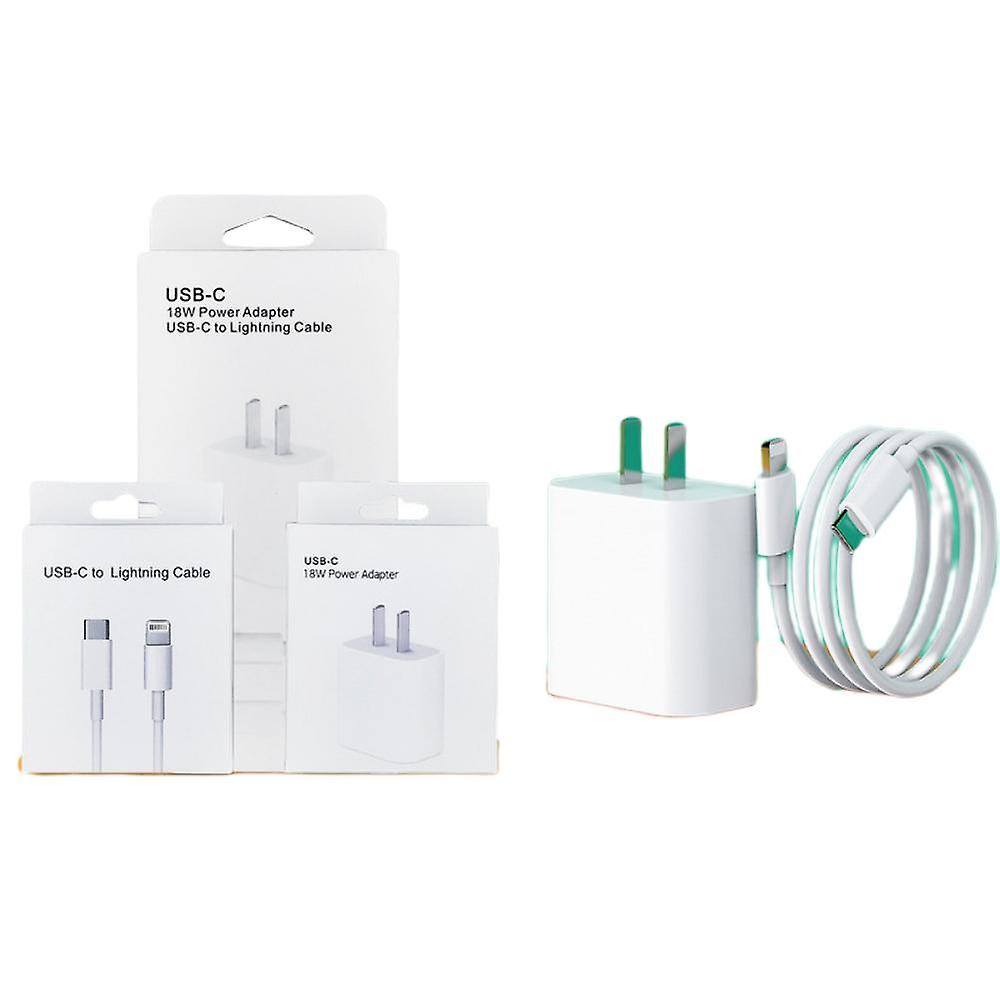 USB-C TO LIGHTNING WITH BOX