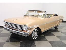 Sun Star 1:18 Chevrolet Nova Convertible 1963 - Saddle Tan