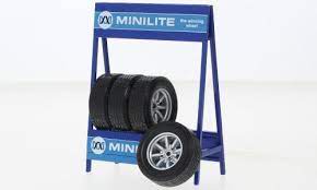 IXO 1:18 MiniLite Silver Wheel & Tyre Set