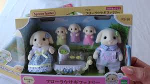 Sylvanian Family 5735 Flora Rabbit Family