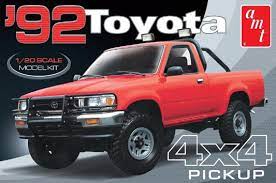 AMT 1:20 92 Toyota 4x4 Pick up
