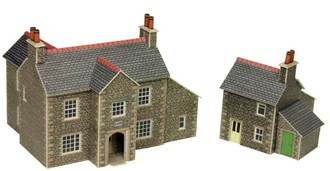 Metcalfe N Scale Manor Farm PN150