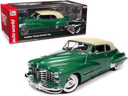 Autoworld 1:18 1947 Cadillac Series 62 Soft Top AW315