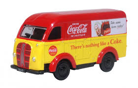 Oxford 1:76 Austin K8 Threeway Van- Coke