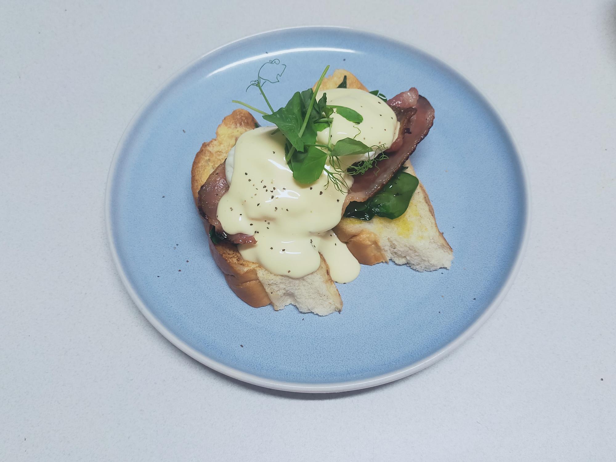 Egg Benny