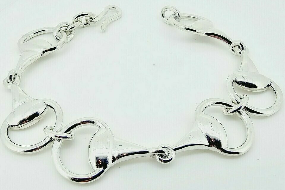 Crawford Hill Triple Snaffle Bracele