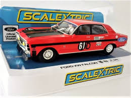 Scalextric - 1:32 Ford Falcon XW #61D MOFFAT