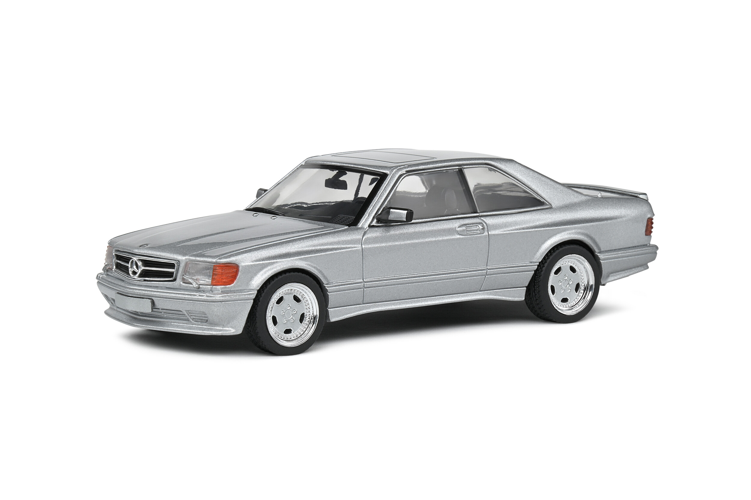 Solido 1:43 Mercedes Benz 560 SEC AMG Widebody