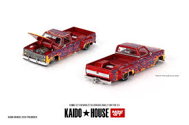 Mini GT 1:64 Kaido House Chevrolet Silverado Dually on Fire V1 //127