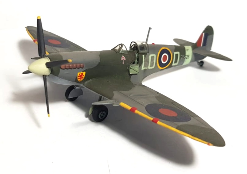 Italeri 1:72 Spitfire Mk.IX