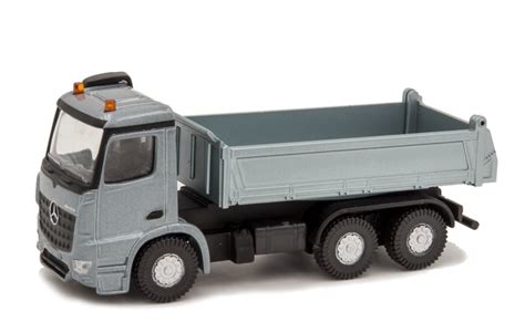 Norev 1:67 Mercedes-Benz Arocs