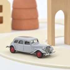 Norev 1:58 Citroën 15-SIX 1939 Grey