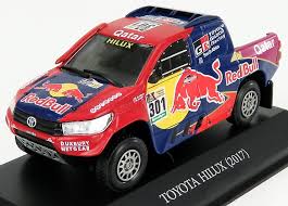 Toyota Hilux 2017 - Red Bull- 1:43