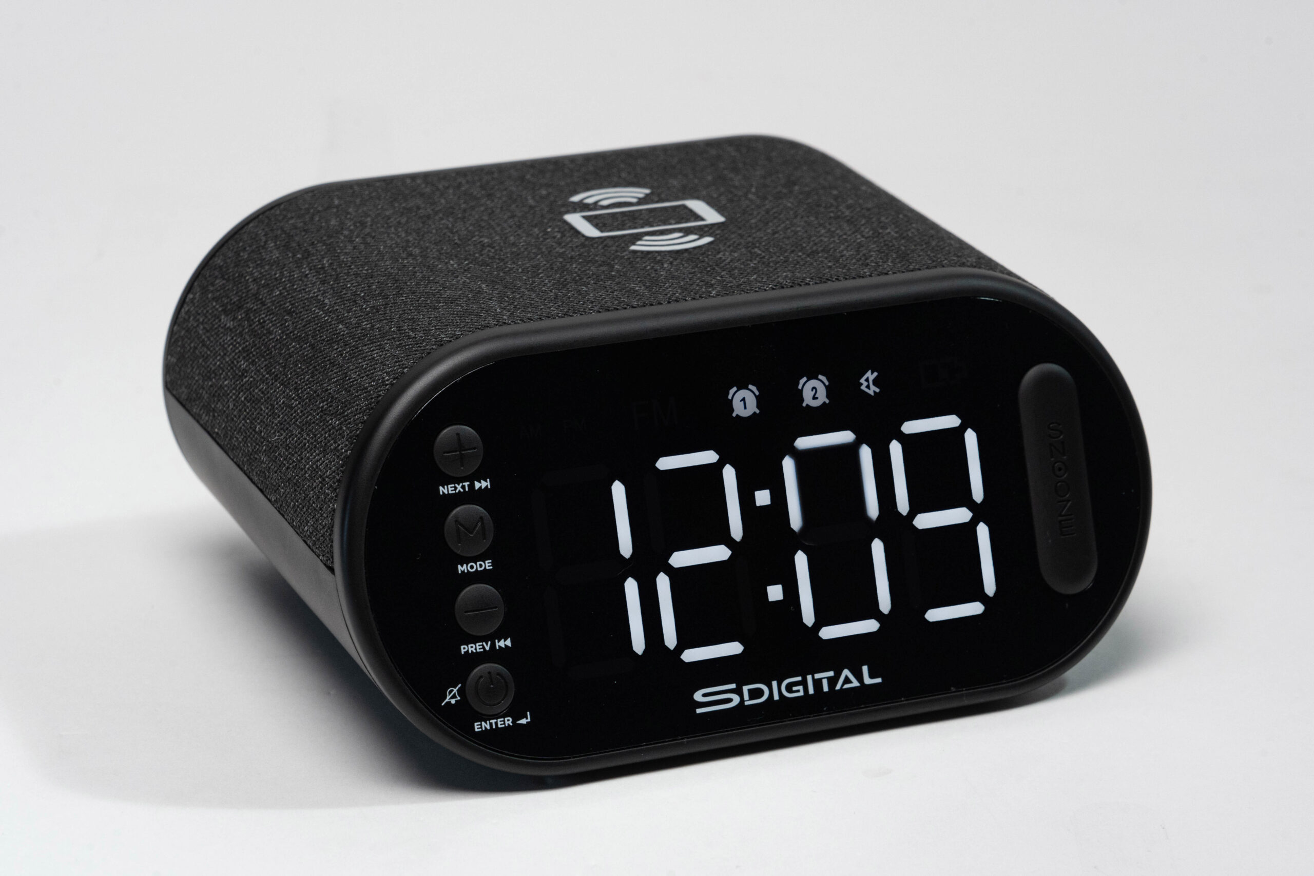 Bluetooth Clock Radio with Wireless Charging