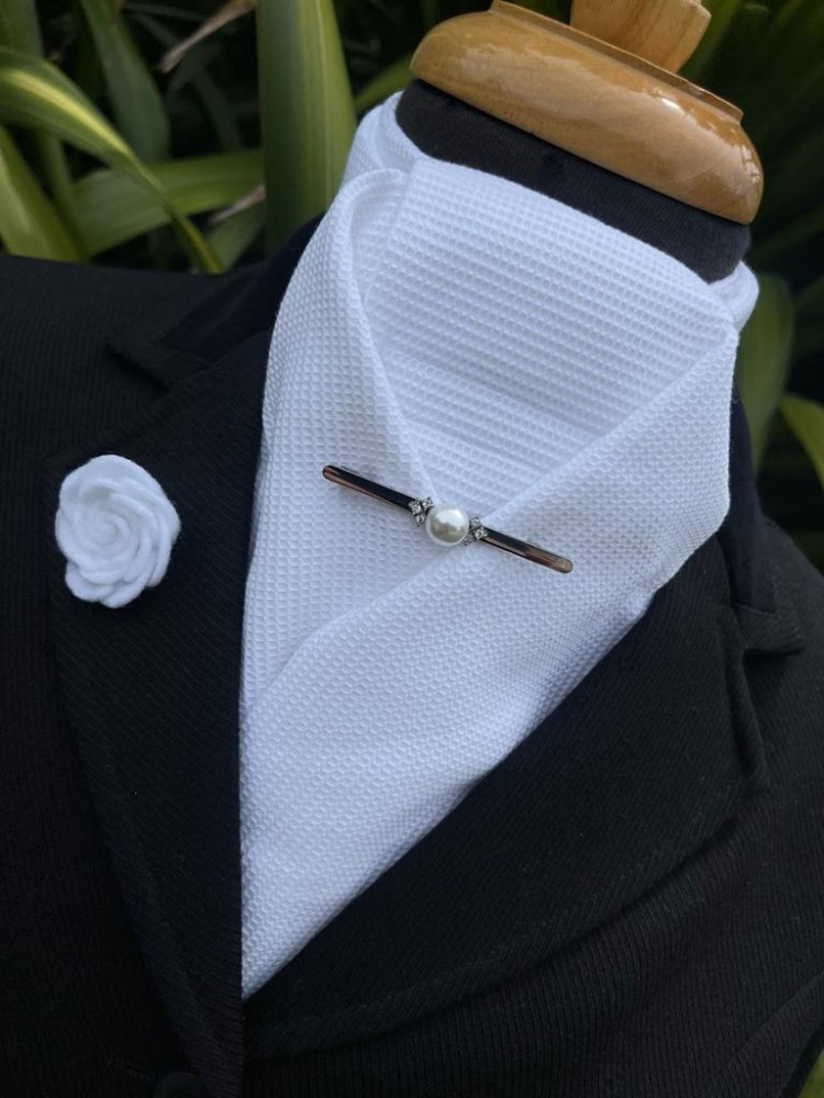LP Designs Stock Pin Gold / Pearl