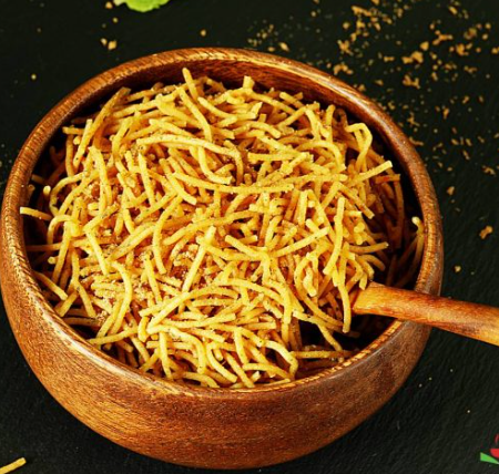 Earthy Aloo Bhujia 500gm