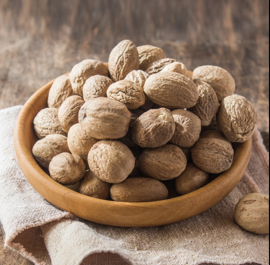 Earthy Whole Nutmeg 50g