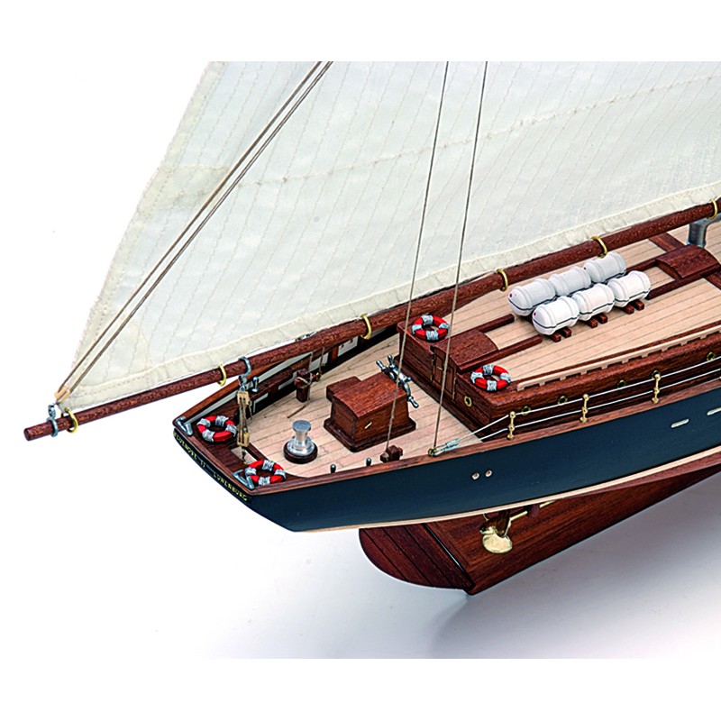 Artesania Latina 1/75 Bluenose II