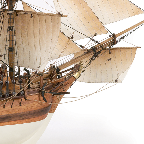 Billing Boats 1/50 HMS Bounty (Experienced) 01-00-0492