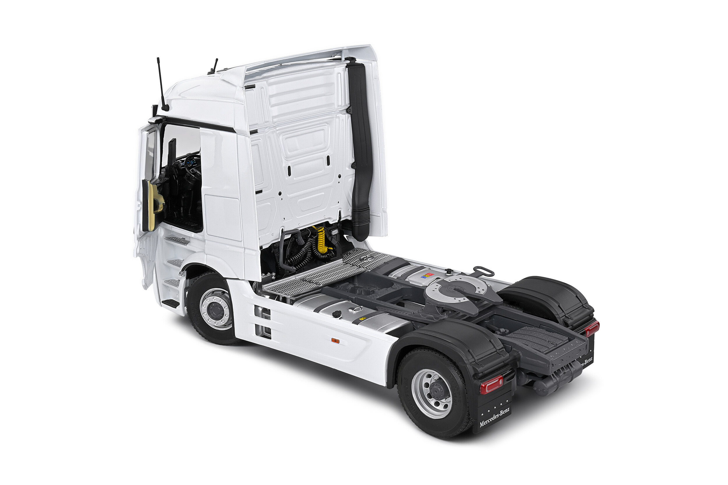 Solido 1:24  2023 Mercedes-Benz Actros L White