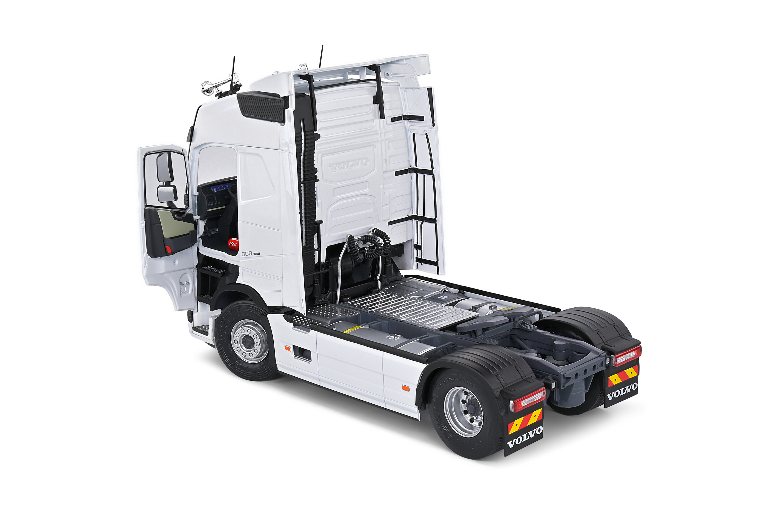 Solido 1:24  2021 Volvo FH Globetrotter XL White
