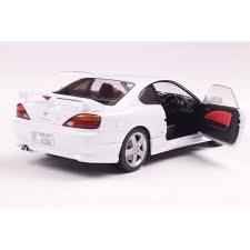Solido 1:18 1999 Nissan Silvia S15 Spec-R Aero Aspen White