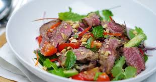 ES1. Thai Beef Salad