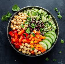 Quinoa Chickpea Bowl (650 Cal)