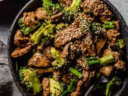 Beef Stir Fry with Broccoli (650 Cal)